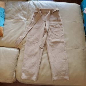 Aritzia Tan Ankle Cropped Pants
